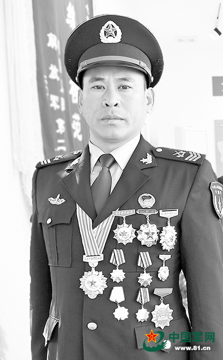 军队青年英模代表与新兵新学员对话交流活动发言摘登