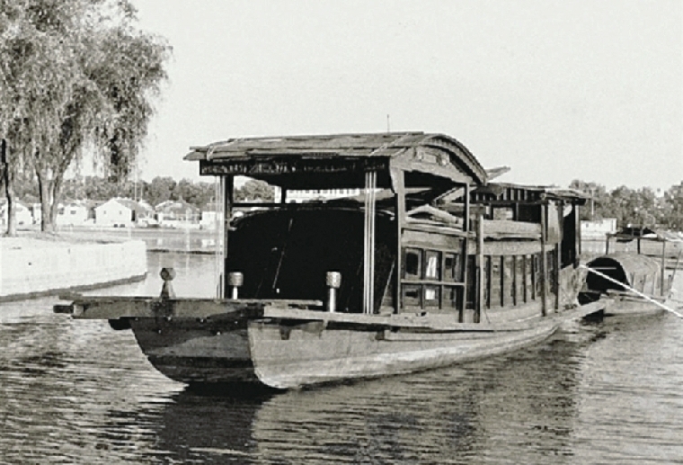 召开一大:中国共产党正式成立 - 中国军网