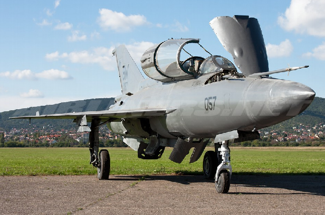 魔改版米格21战机曝光