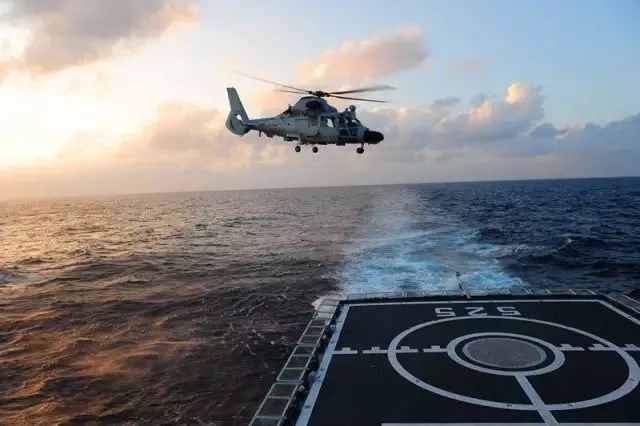 出访过70多个国家和地区 太平洋,印度洋,大西洋; 亚丁湾,比斯开湾