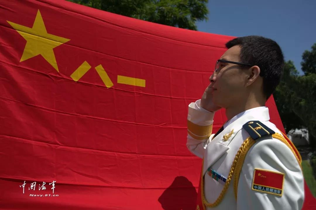 祖国华诞前,用军礼定格无悔军旅