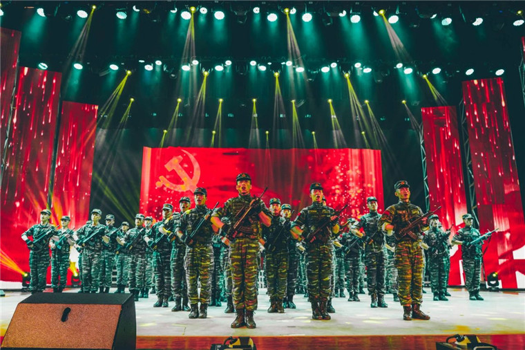 武警警官学院举办歌舞史诗晚会献礼建党百年华诞 - 中国军网