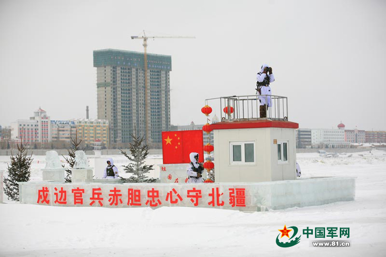 曾经梦想战斗的地方 在漫长的国境线上,八连江中哨位离身后的边境线都