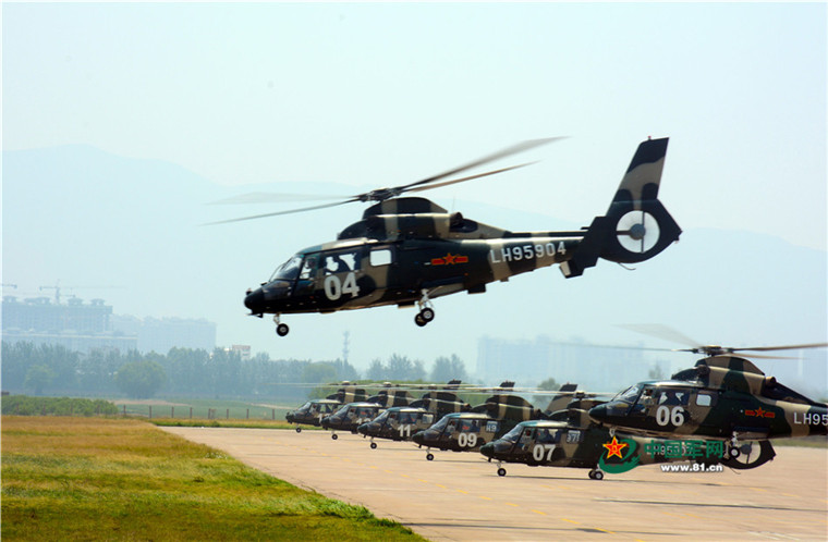 重庆:昨天你惹哭了40万空军人!