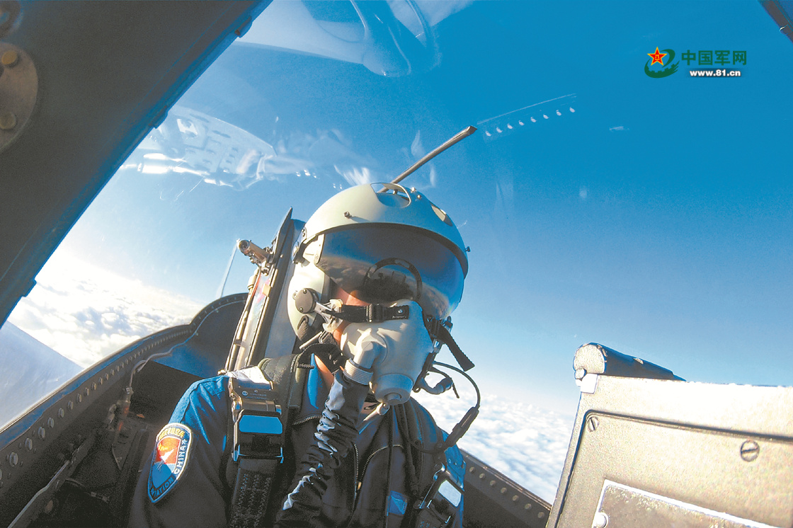 南部战区空军航空兵某旅组织实弹攻击演练 - 中国军网