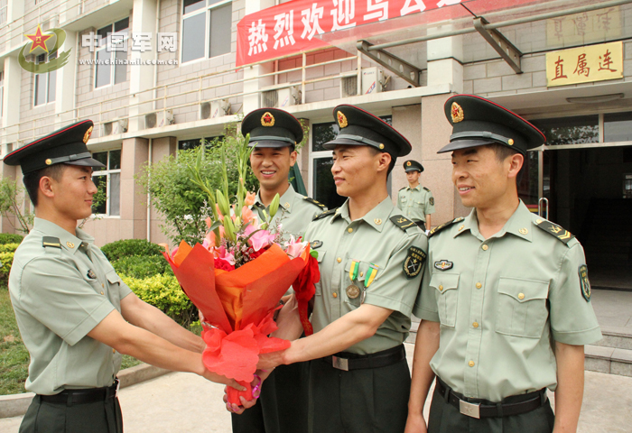 北京卫戍区某警卫团下士乌云必力格