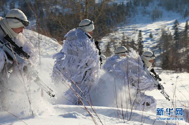 智取威虎山重现:特战队雪山深处激战正酣