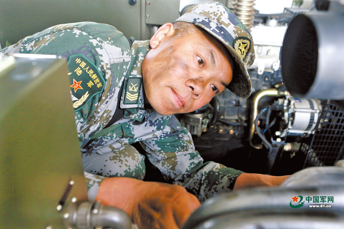 从"小赵"变成"老赵",这兵当得越来越有"味道"