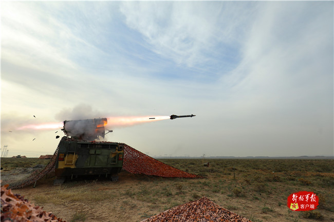 陆军第77集团军某防空旅:多火力协同编织防空天网