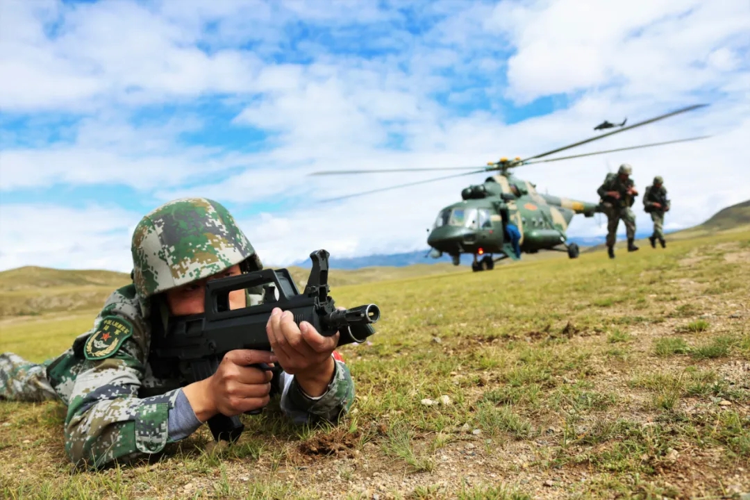 卫勤兵上阵,场面一样燃!
