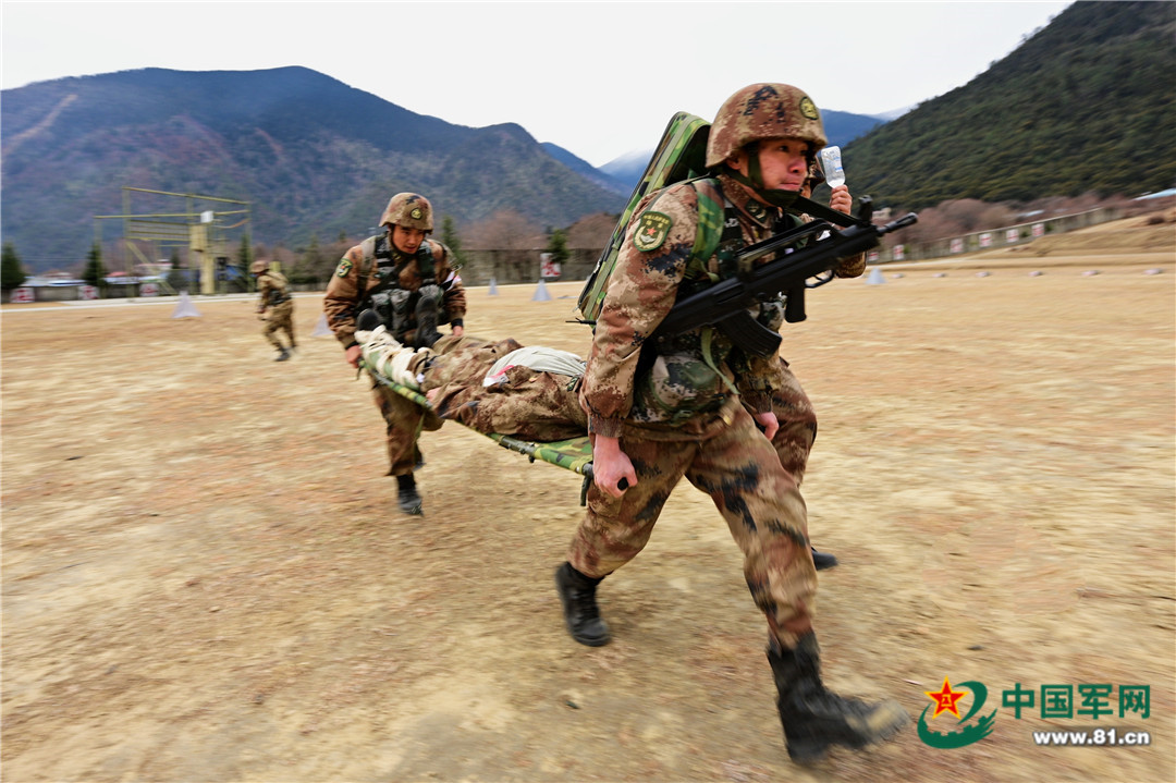 开训这支高原劲旅以战领训掀起新年度练兵备战热潮