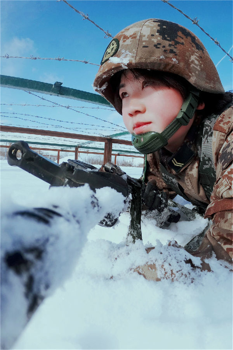 这群边防女兵,真飒!