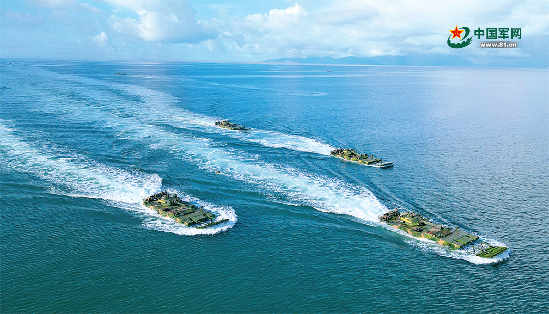 泛水编波,抢滩登陆,两栖尖兵来了! - 中国军网