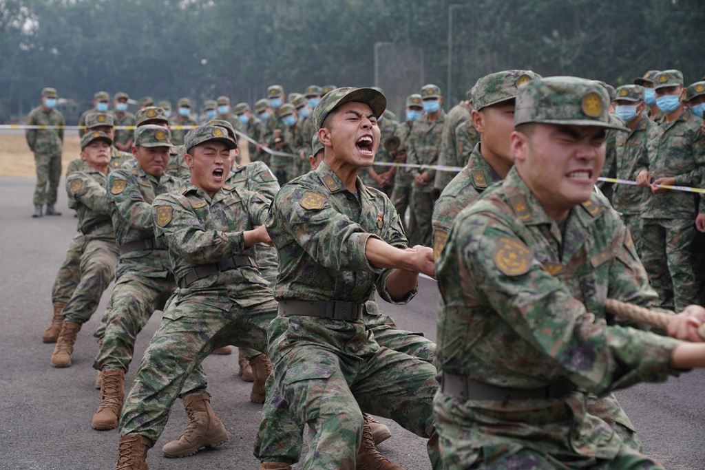 陆军第81集团军某合成旅展开第二届军体运动会暨"创破记录比武"活动