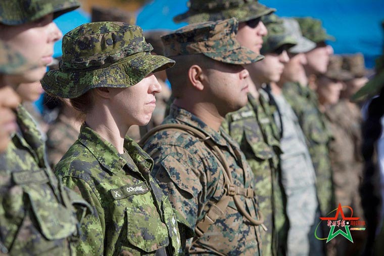 "多国维和军事演习在蒙古国武装力量培训中心拉开帷幕,来自蒙古,美国