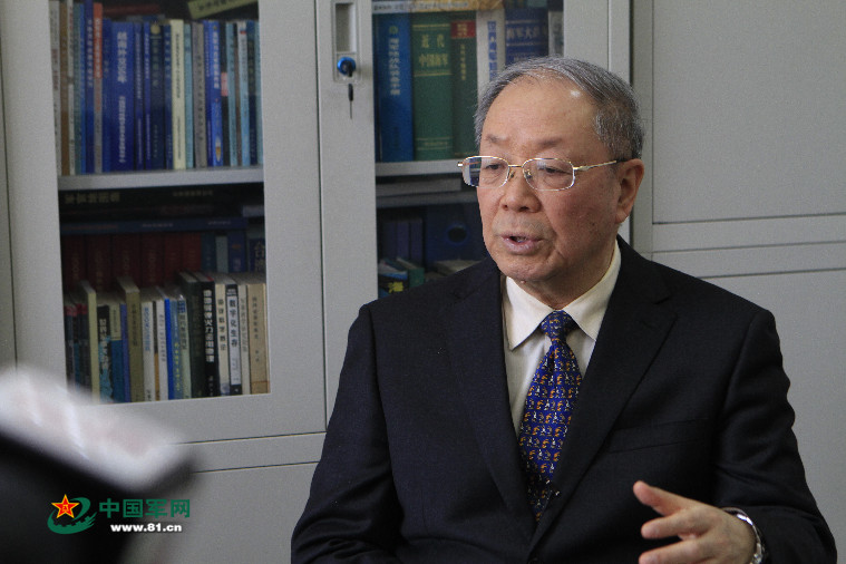 尹卓:各国联手反恐有利军事互信