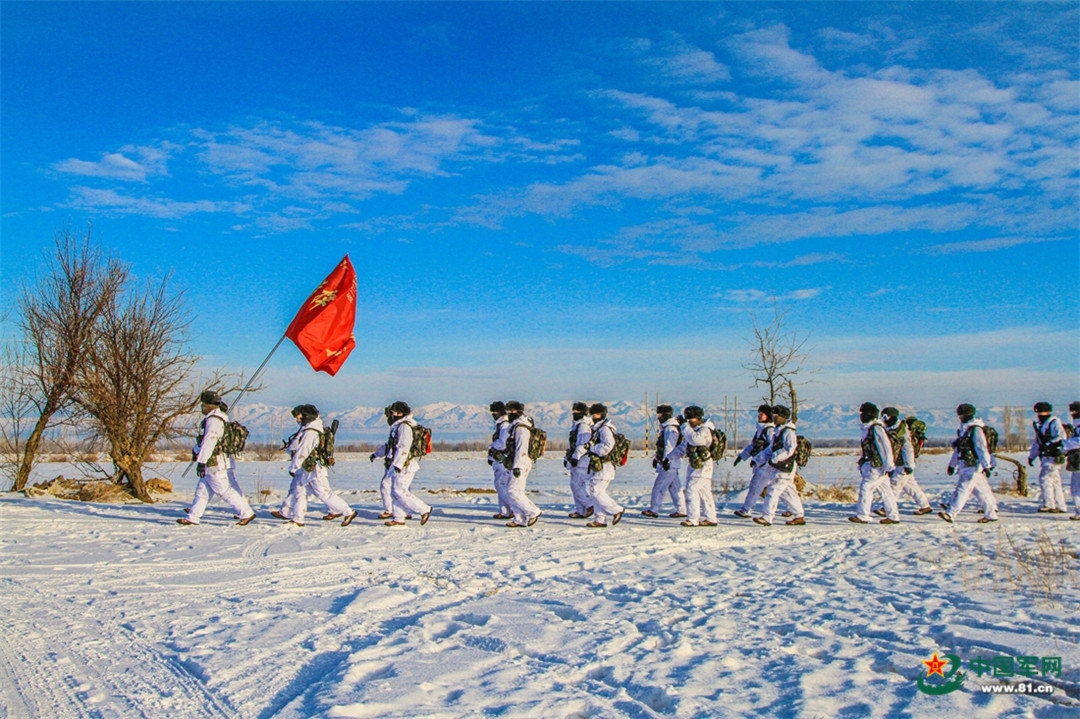 练兵丨零下20℃,这场冬季野营拉练这样展开