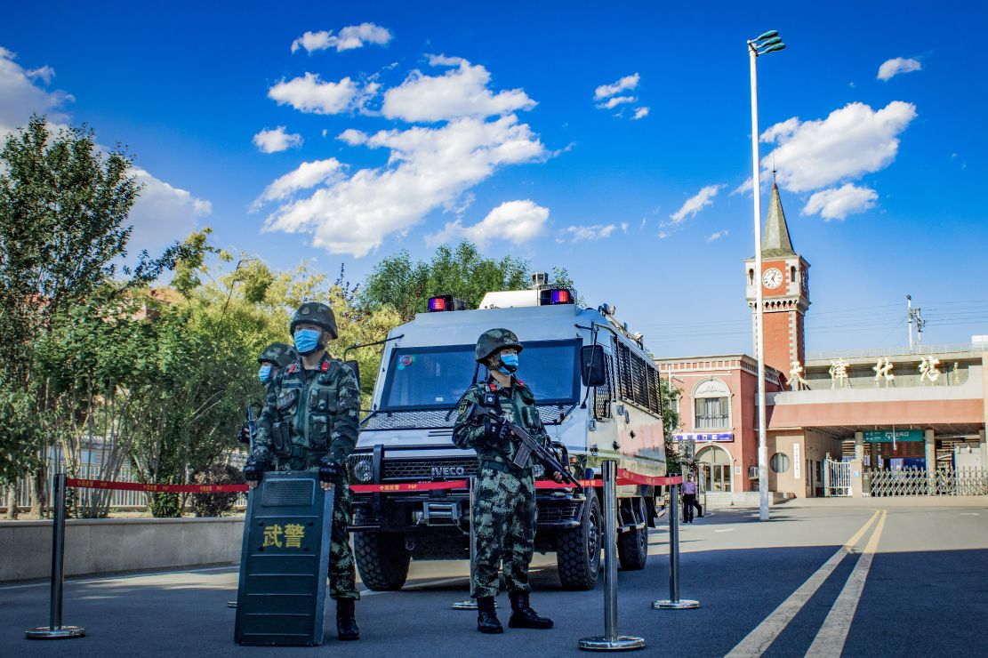 喜迎国庆|武警巡逻兵在战位守护一方平安