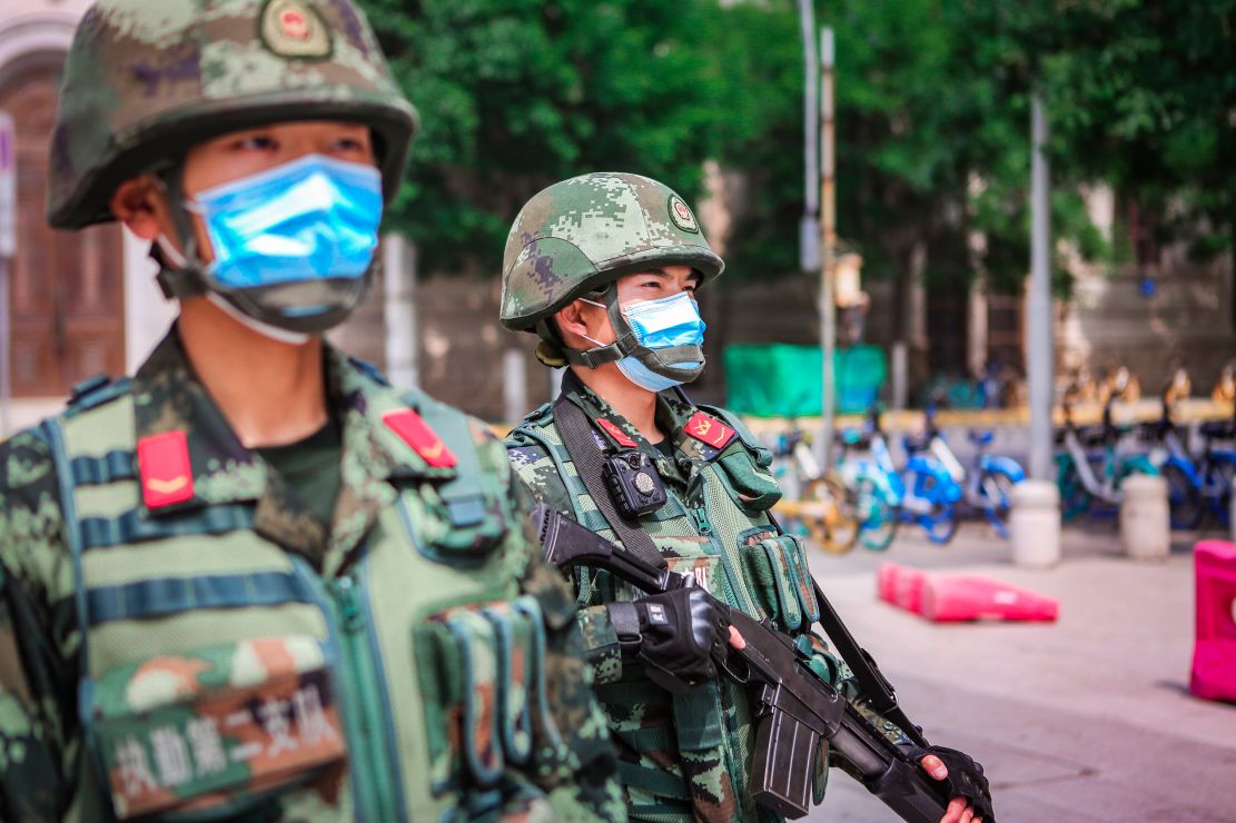 喜迎国庆|武警巡逻兵在战位守护一方平安