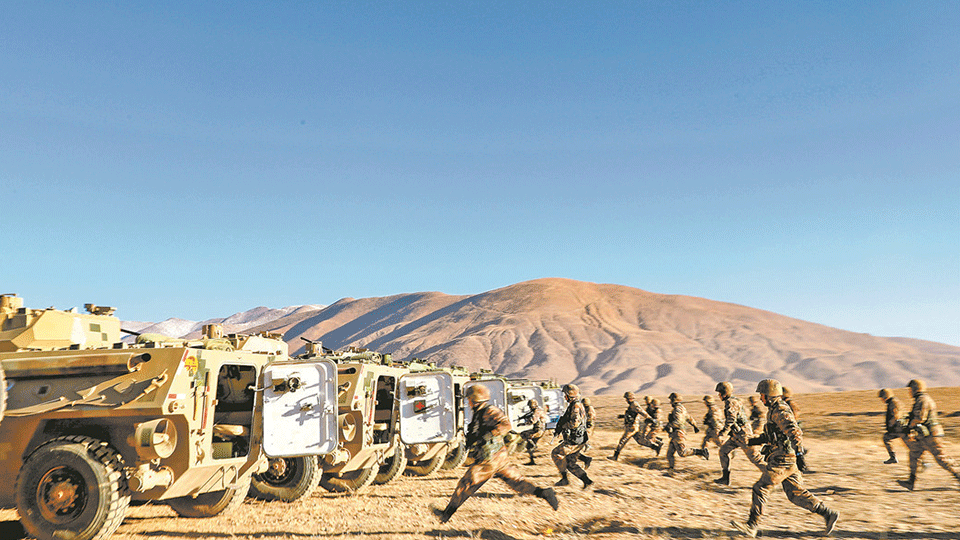 直击演训场丨闻令而动！西藏山南军分区开展山地战斗演练