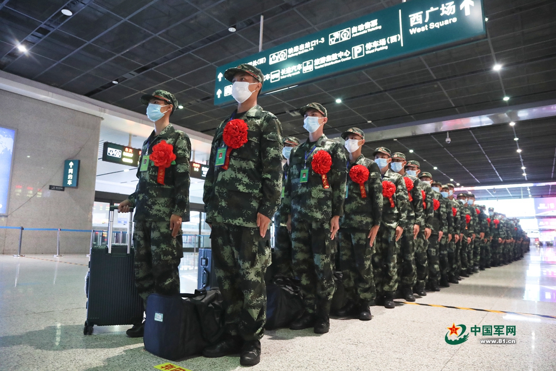 新兵入营|武警贵州总队迎来第一批秋季新兵