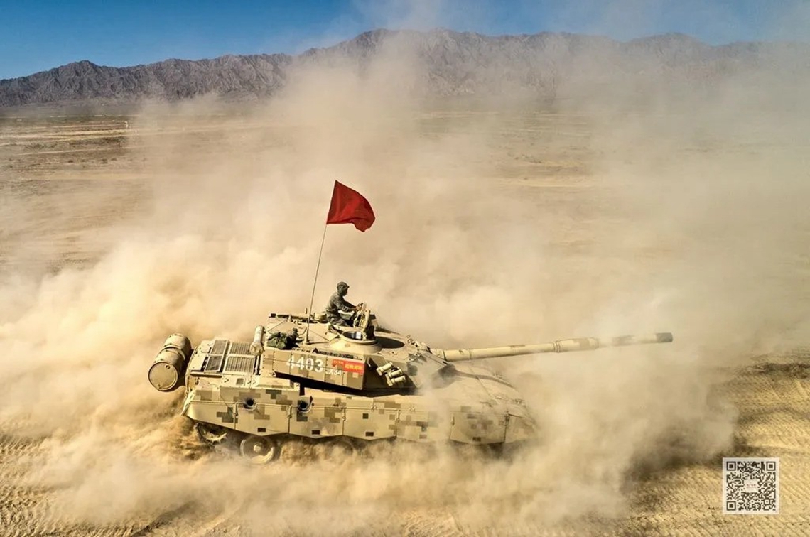 装甲兵训练高清大图来袭 - 中国军网