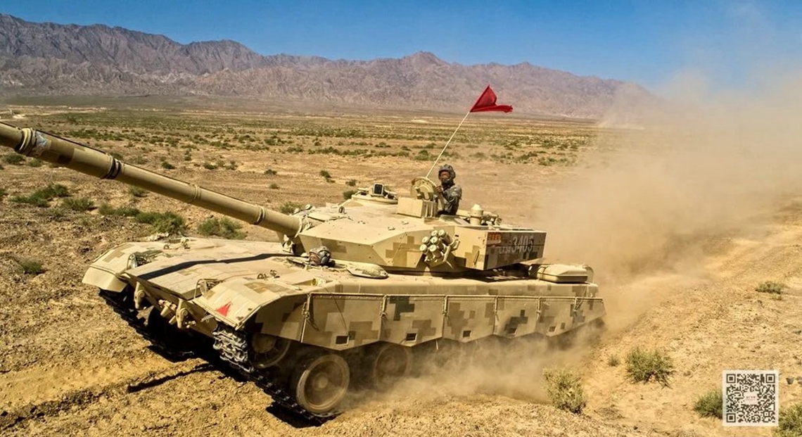 装甲兵训练高清大图来袭 - 中国军网