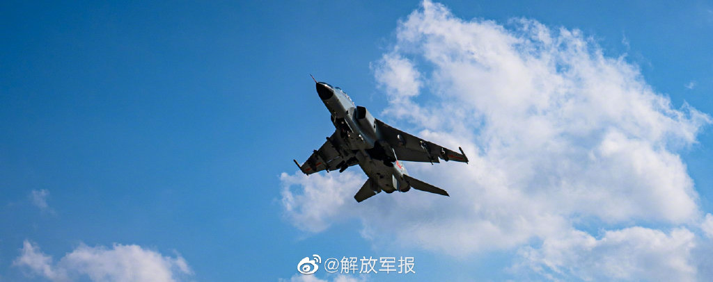 转发收藏!战鹰训练酷图来啦