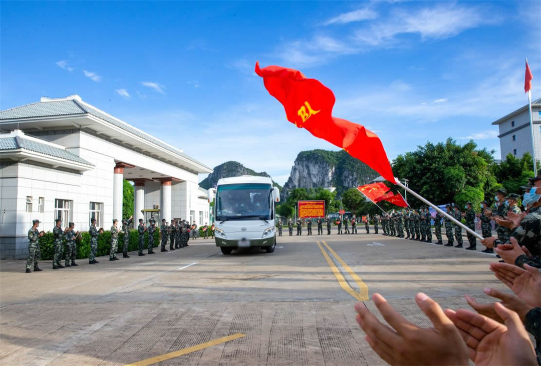 武警广西总队:喜迎夏秋季新战友入营