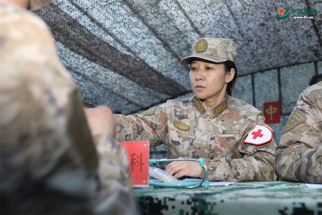 了不起的中国军人丨张瑛:海拔5681米,那里有她最牵挂的人