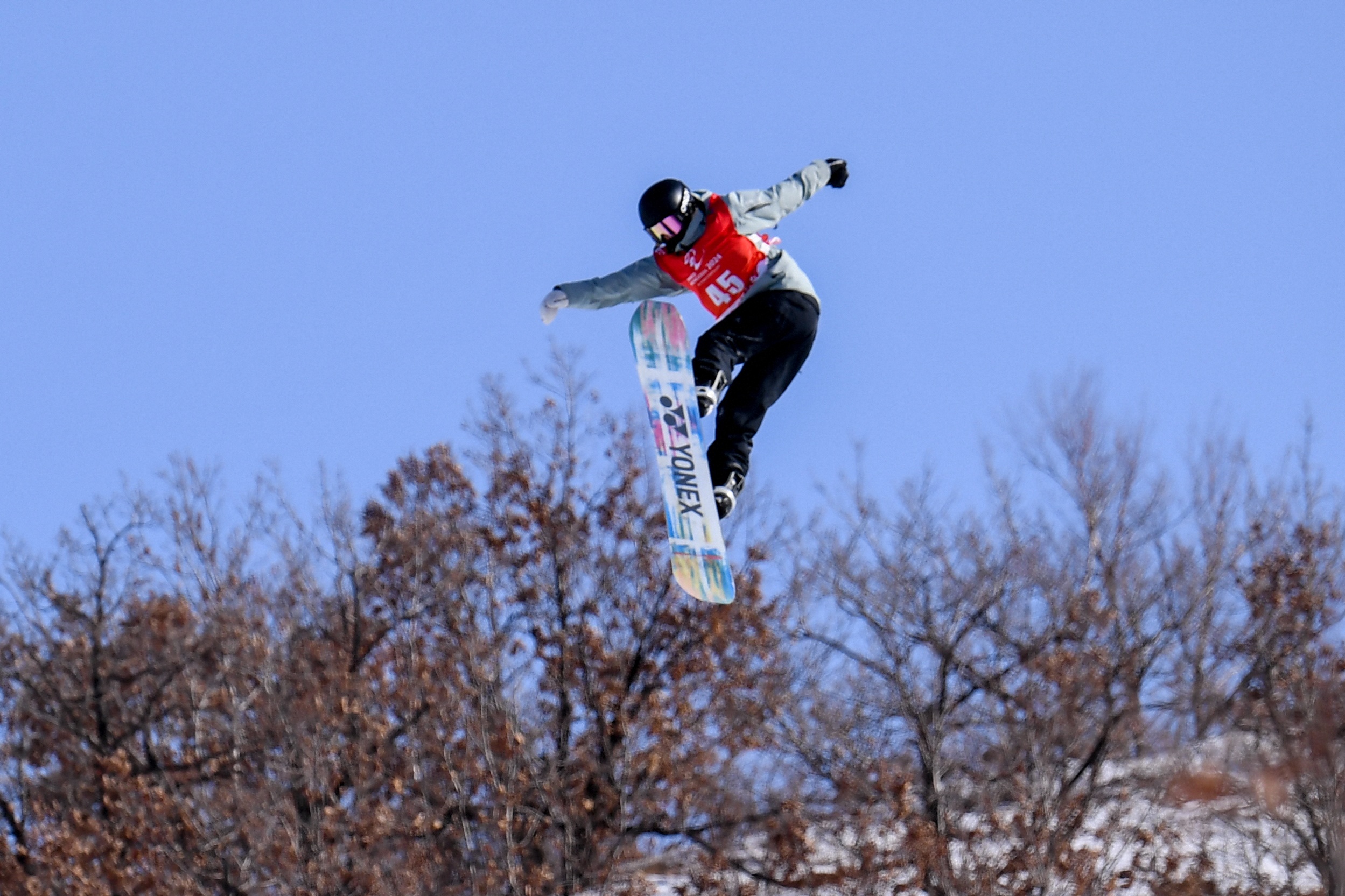 苏翊鸣夺得十四冬单板滑雪公开组男子大跳台冠军