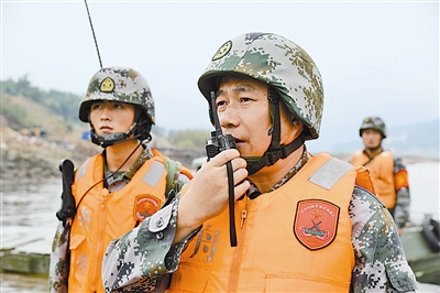 面对国防和军队改革大考,舟桥团团长赵劲松的责任担当