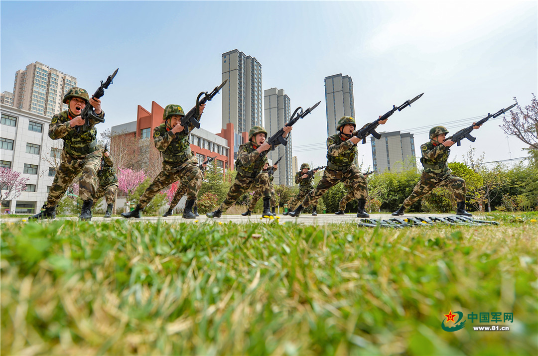 练硬功,砺斗志!武警甘肃总队掀起春季练兵热潮