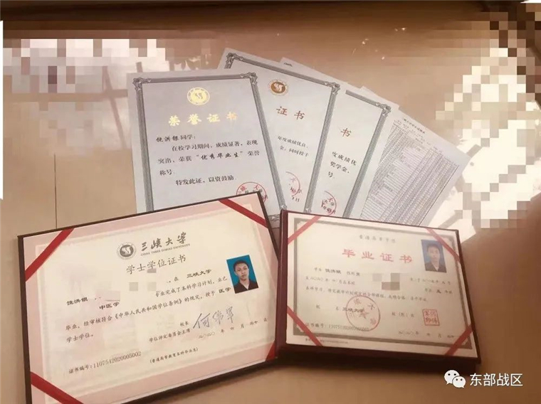 士官然而新兵营的生活并不轻松新训时饶洪银3公里成绩并不理想"一定要