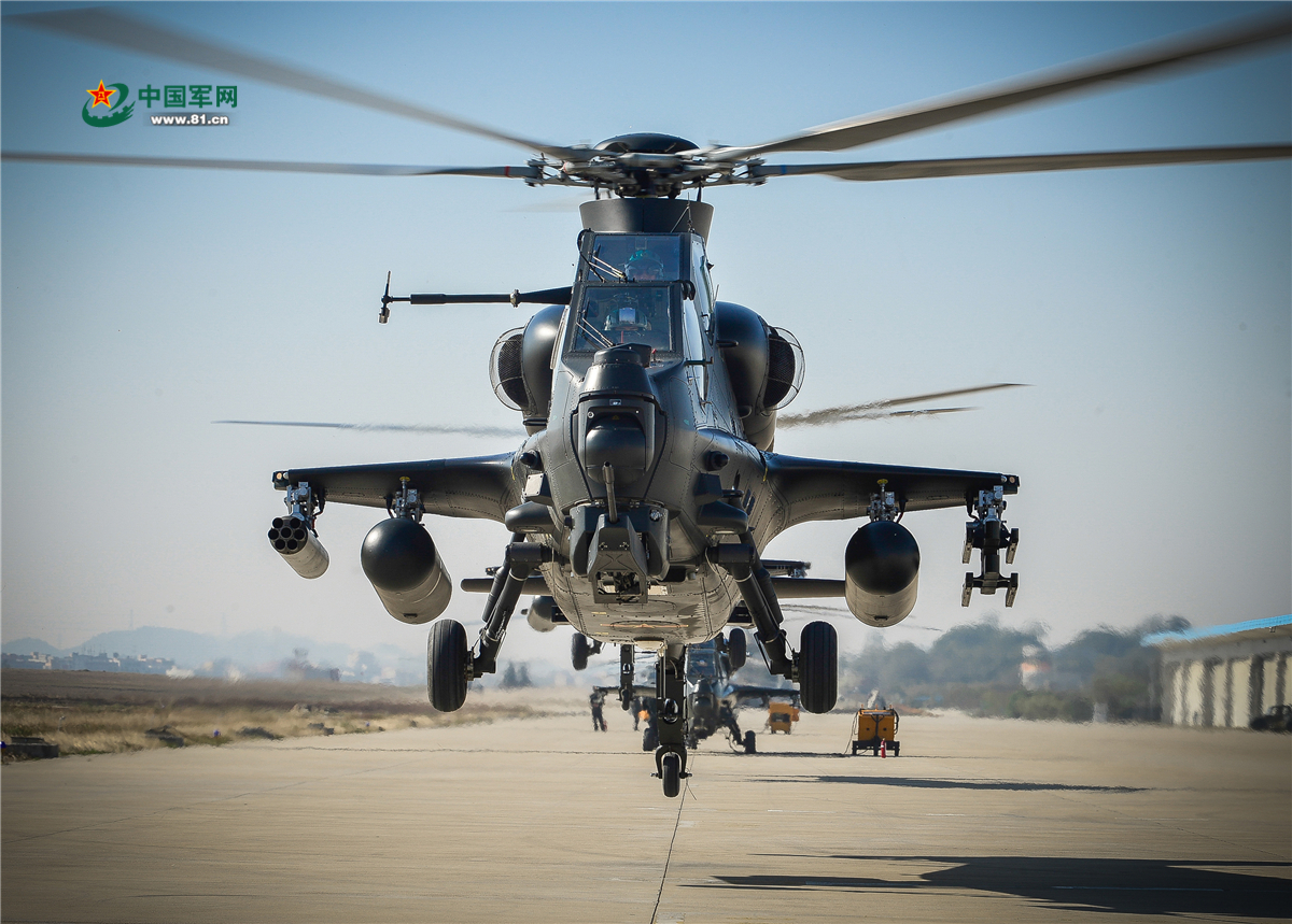 警报破空而响,新型武装直升机应急起飞