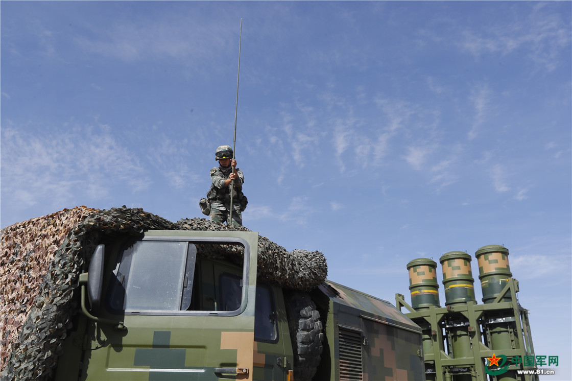 防空兵跨区域实兵实弹演习"大片"来袭!
