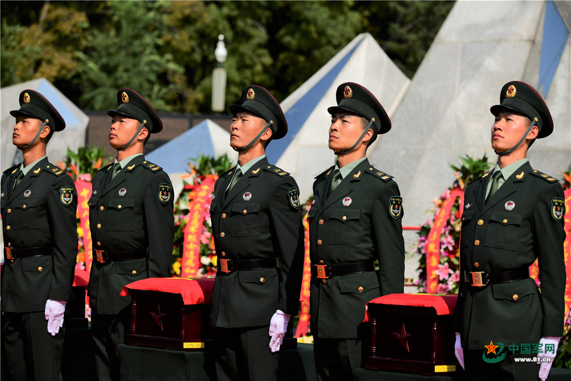 英雄,安息!第七批在韩志愿军烈士遗骸安葬仪式在沈阳举行