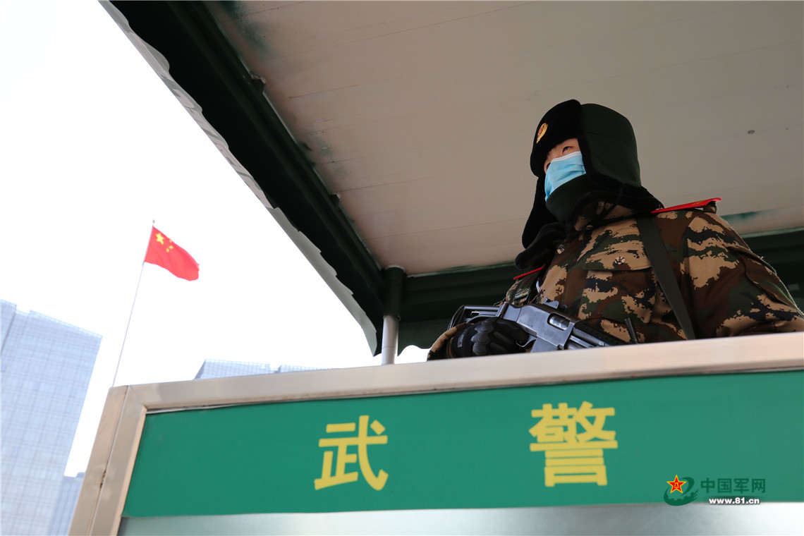 北京武警哨兵图片