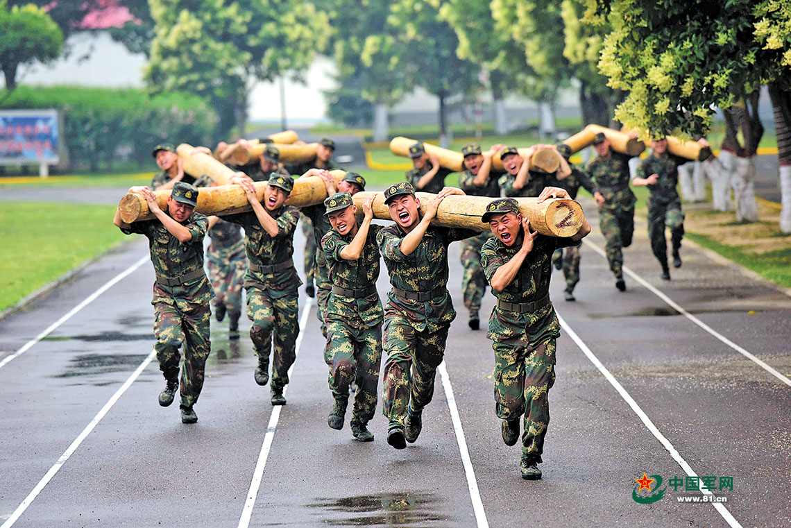 军营观察丨一支"非专业蓝军"的专攻精练