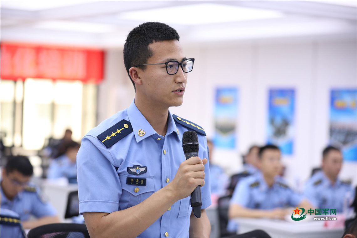 中部战区空军政治指导员施教能力培训 赢得一片好评