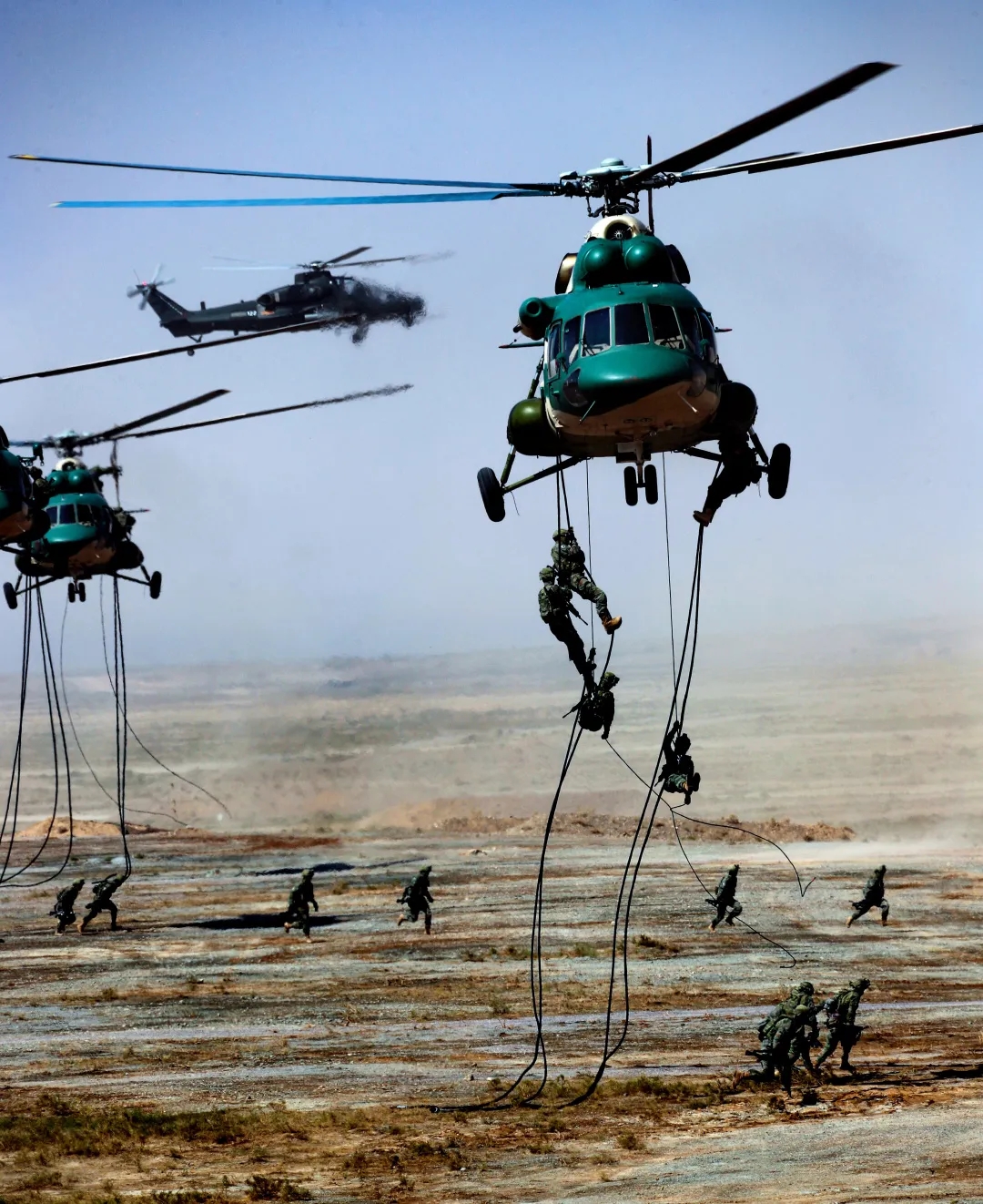 军事摄影家王卫东镜头下的演习现场,震撼!