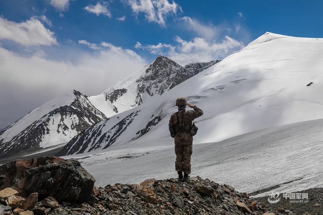 经典军旅镜头2021守疆戍边篇等你投票
