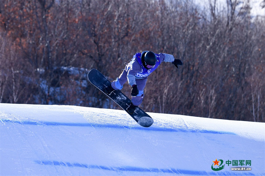 苏翊鸣夺得"十四冬"单板滑雪公开组男子坡面障碍技巧决赛金牌 - 中国