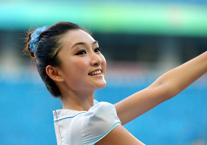 全运会开幕式扫描——美丽名片引导员