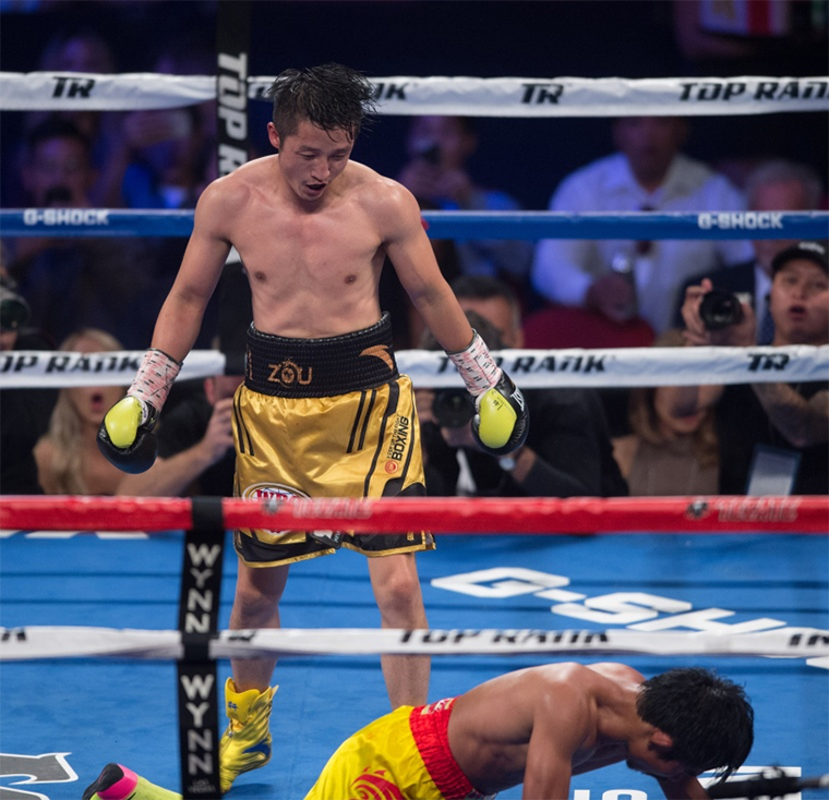 邹市明首夺世界拳王金腰带 实现拳击生涯"全满贯"