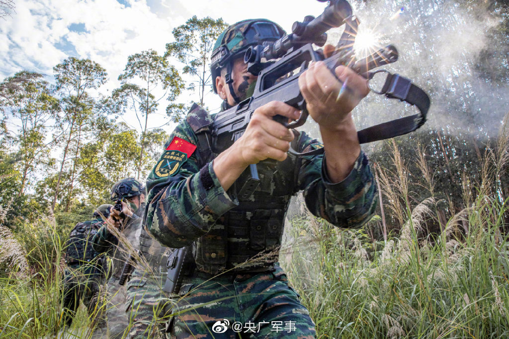 练兵备战,是中国军人的硬核青春