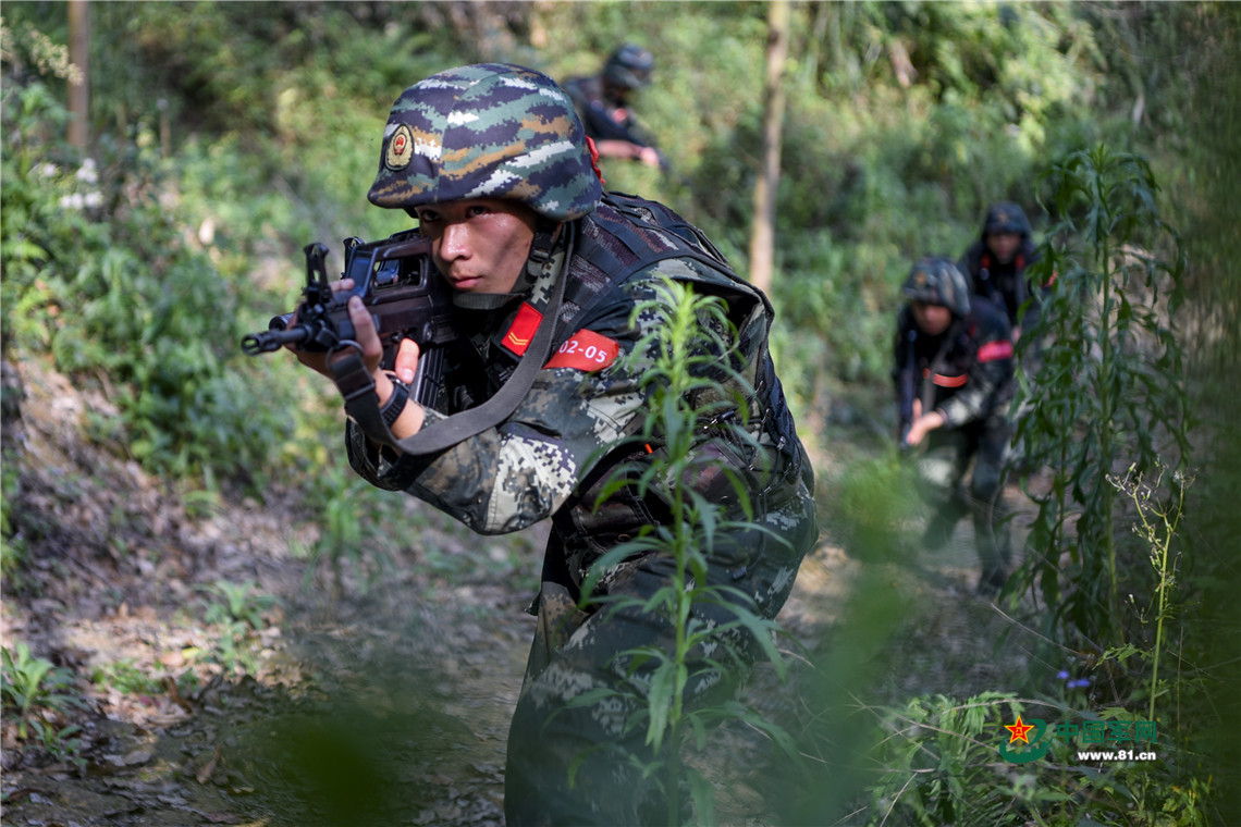 岭南"魔鬼周"来袭 和特战队员一起去战斗