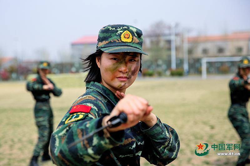 征战春天里特战女兵用青春书写别样的芳华