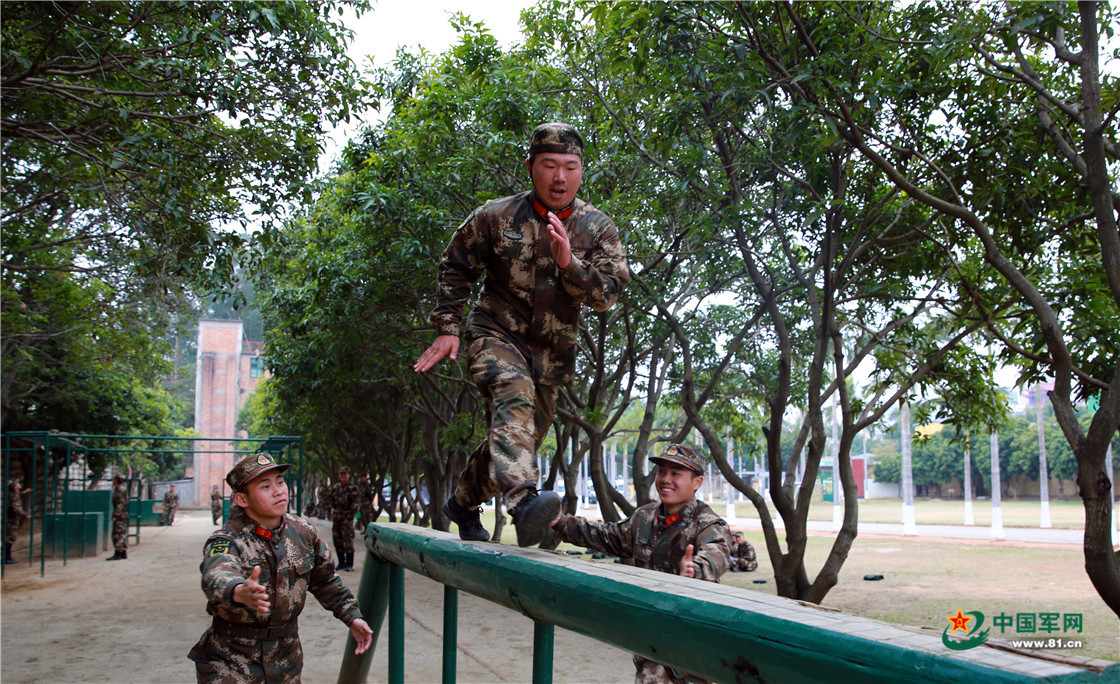 敢挑战吗?武警莆田支队勤训轮换练兵热潮高涨