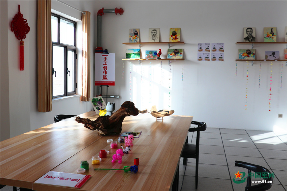 军营创客室来了!兵哥哥粗糙的双手也能如此灵巧